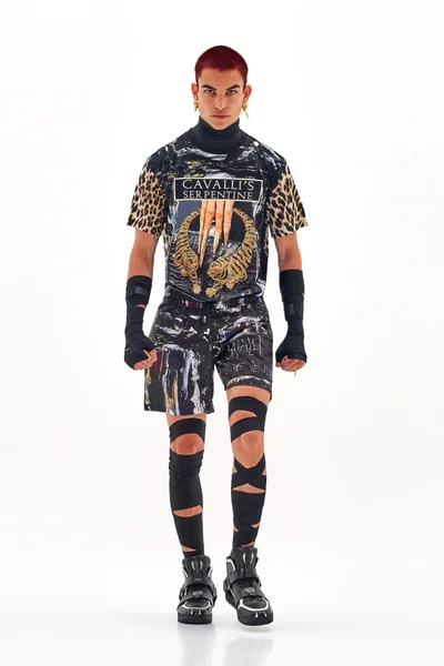 Look 12